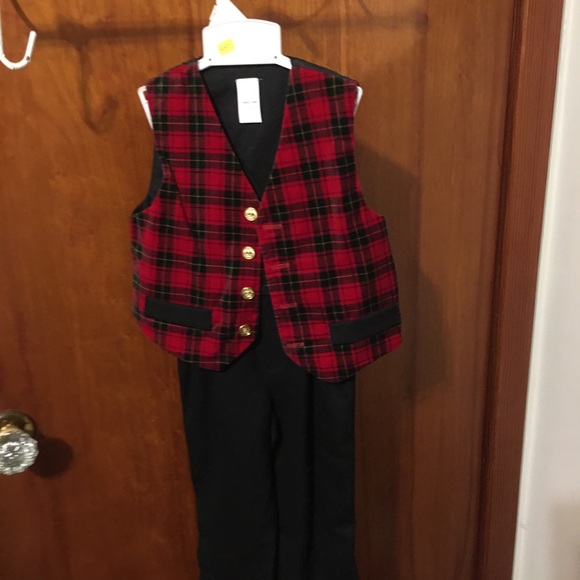 2T black pants w matching vest. - Picture 1 of 3